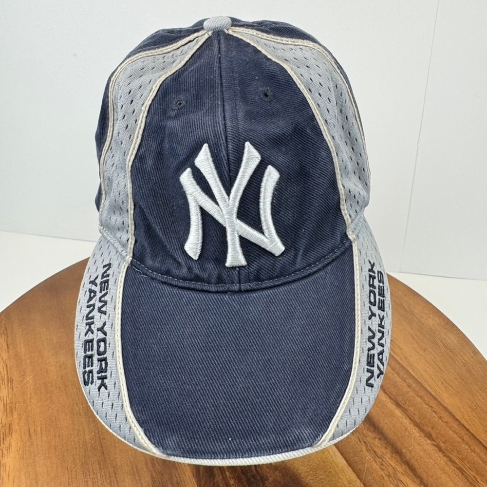 New York Yankees Cap Hat Navy Blue Gray Adult Adjustable Vented  47 twins MLB‎